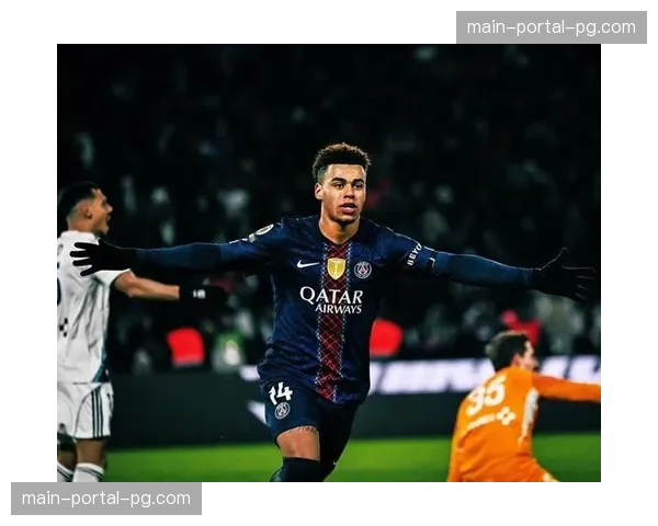 巴黎圣日耳曼3-0轻取梅斯重回法甲榜首，杜埃闪击巴尔科拉建功