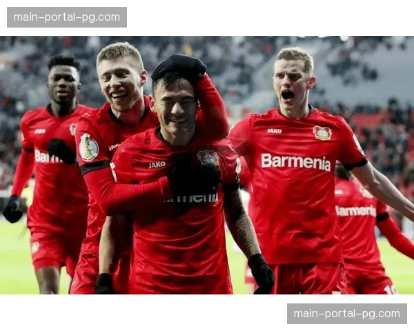 勒沃库森4-2逆转门兴，终结联赛三轮不胜